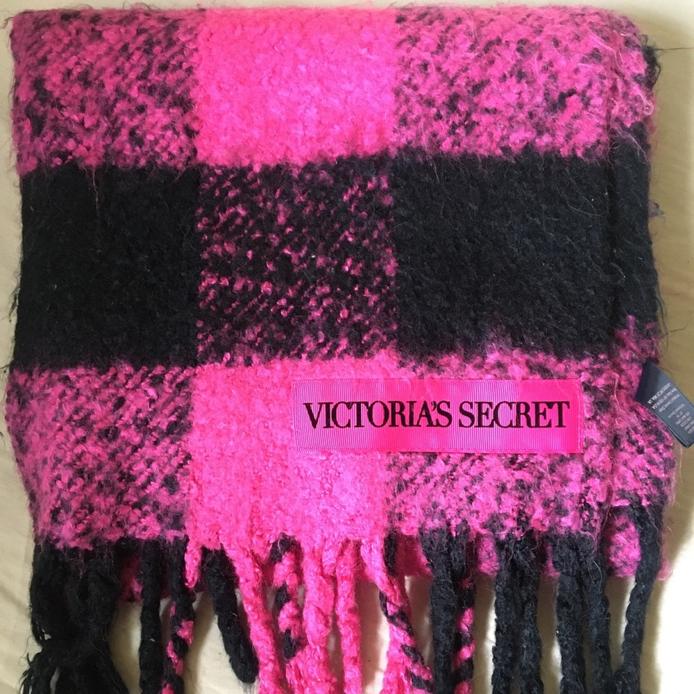 Victoria’s Secret Scarf